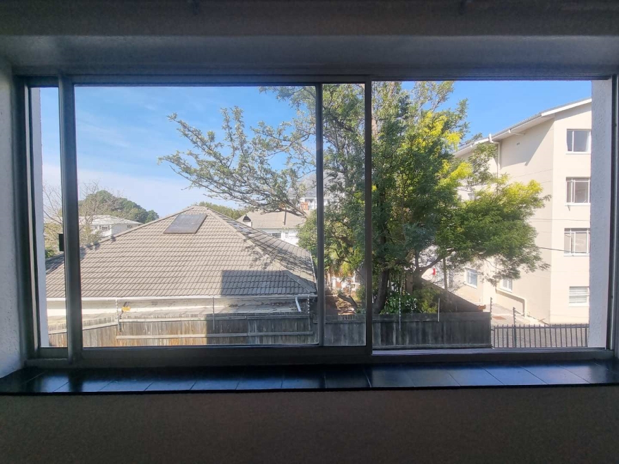 To Let 2 Bedroom Property for Rent in Tamboerskloof Western Cape